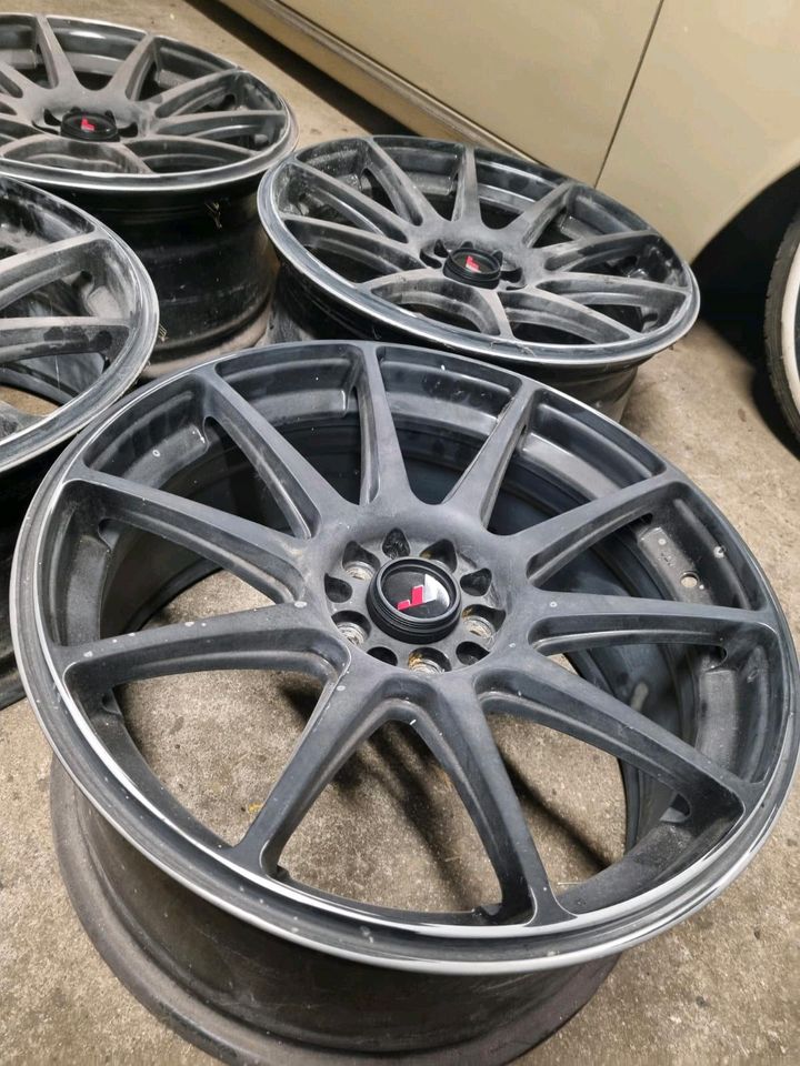 JAPAN RACING JR11 8,5jx18" LK 5x100 / 5x114,3 in Bitburg