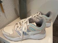 Adidas Schuhe gr. 39 1/3 Hessen - Baunatal Vorschau