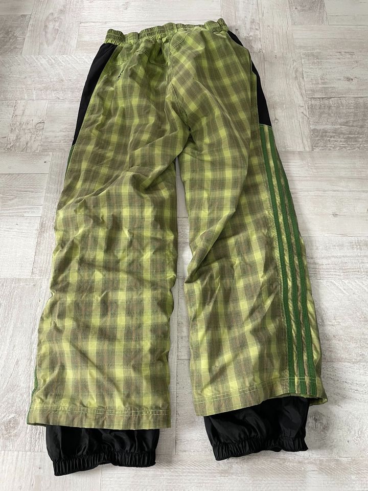 Adidas Vintage Skihose Snowboardhose in Beelen