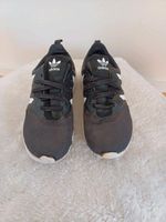 Adidas Turnschuh schwarz Gr. 32 Bayern - Waging am See Vorschau