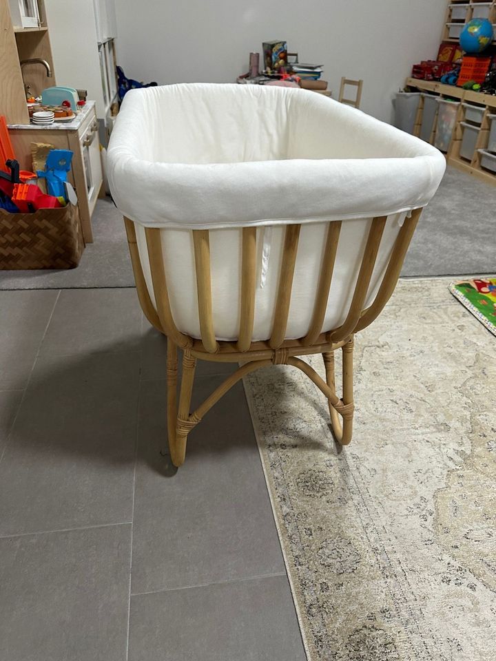 Childhome Rattan Wiege mit Matratze und Nestchen in Berlin