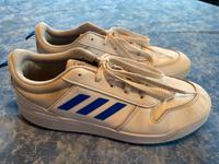 Adidas Turnschuhe weiß Sneaker 40 Bayern - Feuchtwangen Vorschau