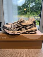 Asics Gel Kayano 14 Metallic Plum 37 Nordrhein-Westfalen - Bad Lippspringe Vorschau