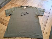 ** Nike T-Shirt khaki Gr.140/152 M ** (843) Bayern - Sachsenkam Vorschau