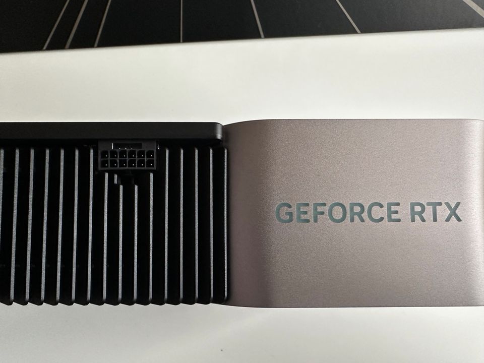 nVidia GeForce RTX 4090 - Founders Edition | Grafikkarte in Aachen