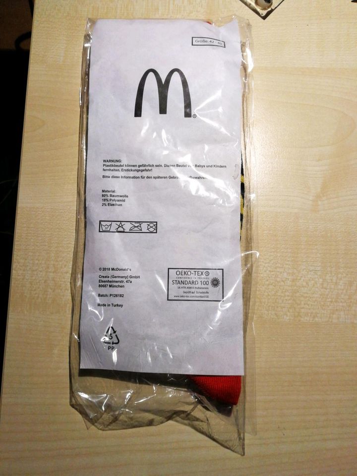 Mc Donalds Socken Pommes Motiv Größe 42 - 45, OVP, neu in Gau-Algesheim