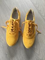 Damen-Sneaker gelb Gr. 7(40,5) Rheinland-Pfalz - Jockgrim Vorschau