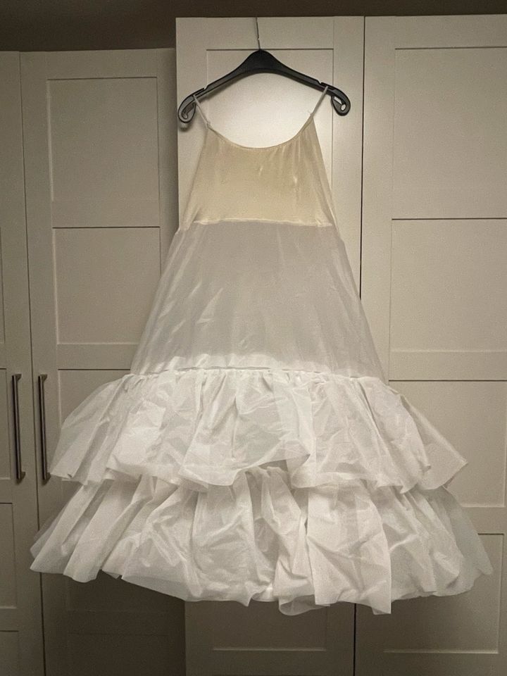 Brautkleid Gr. 36 mit Unterkleid (ex NP 2800) in Hamburg