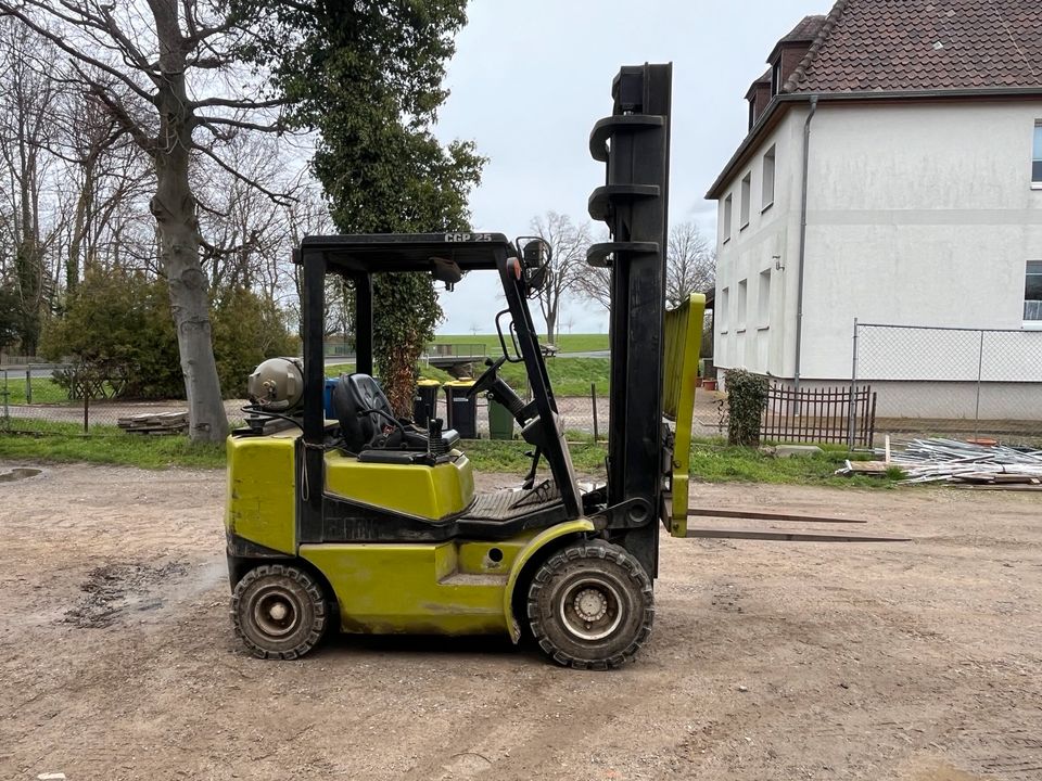 Clark Gabelstapler 2,5 Tonnen Treibgas KEIN Linde,Jungheinrich in Schellerten