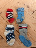 Babysocken von Tommy Hilfiger Größe 15-18 Baden-Württemberg - Reutlingen Vorschau