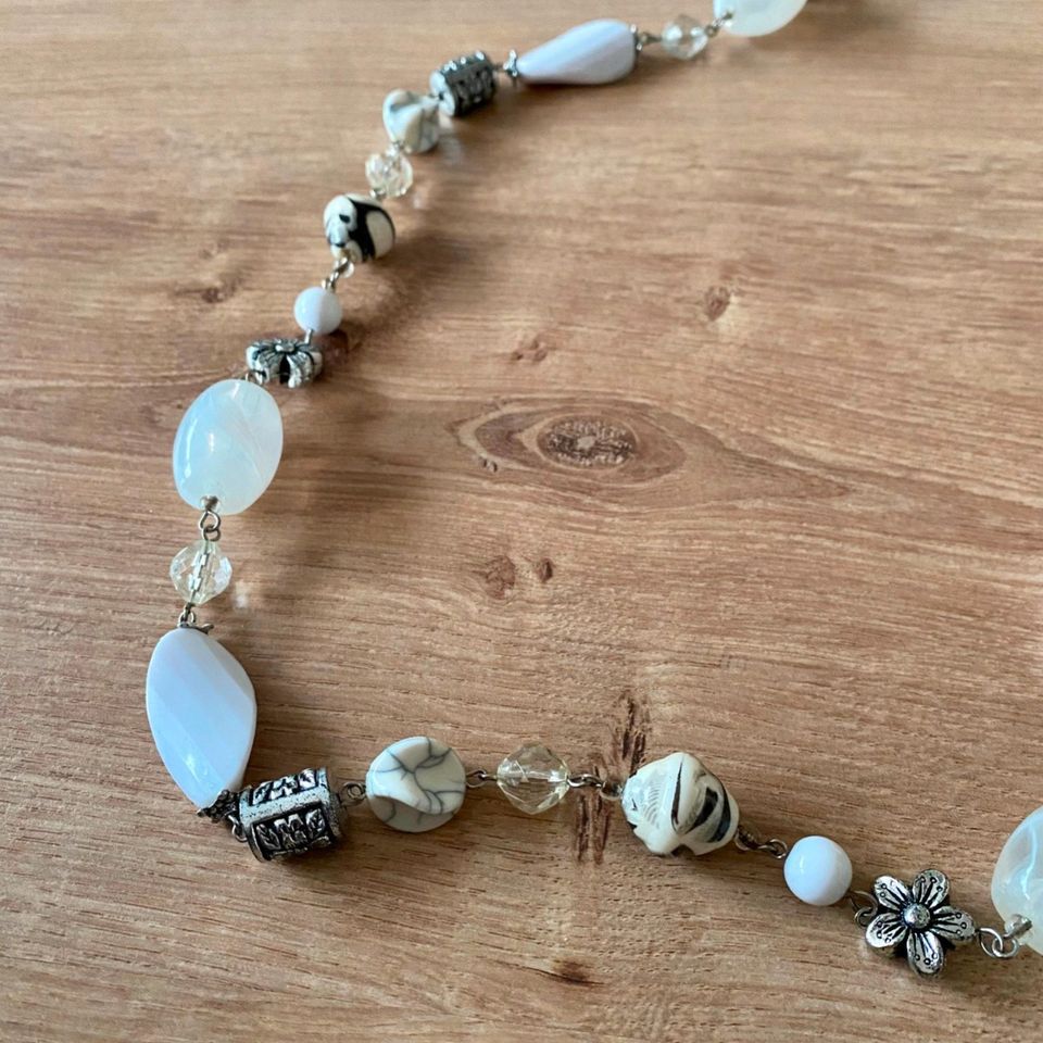 Halskette Kette Perlenkette silbern Steinbesatz 41 cm in Herne