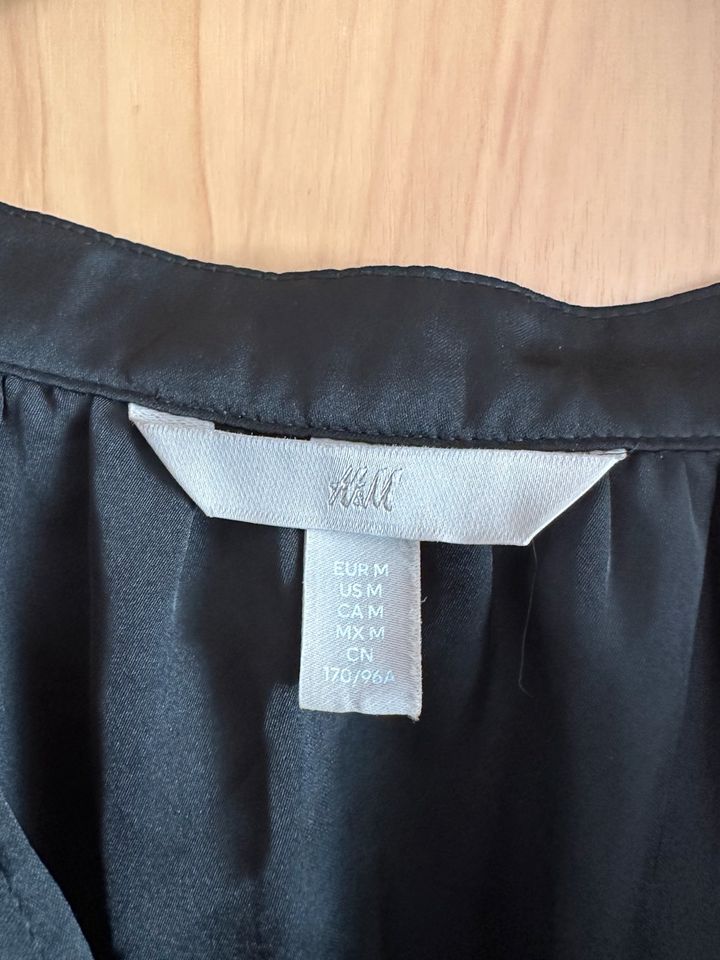 H&M Bluse schwarz in Teisnach