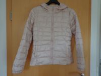 Sehr schöne Jacke, Steppjacke von ONLY Gr. L mit Kapuze Bayern - Essenbach Vorschau