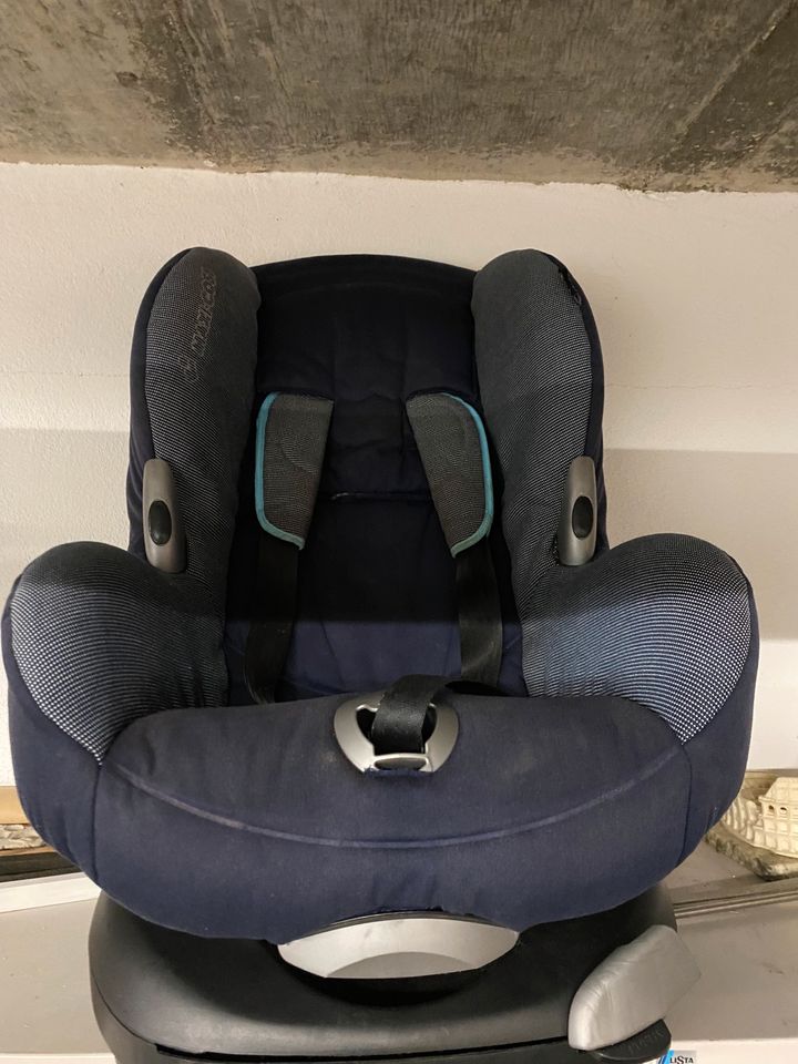 Kindersitz Maxi Cosi in Stockach