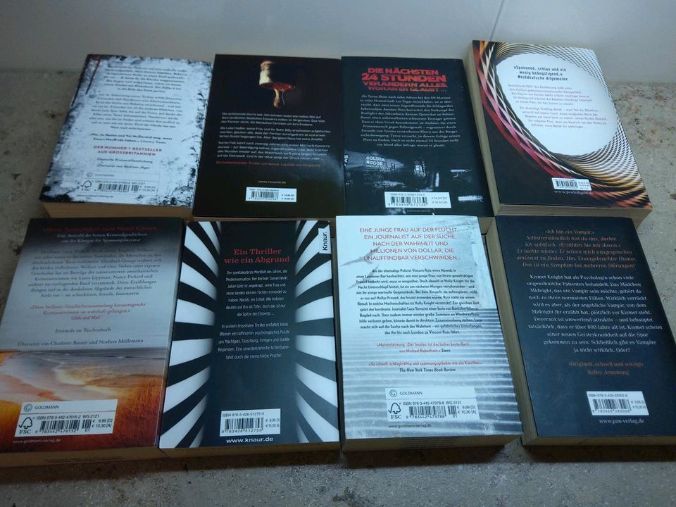 8 Taschenbücher, Bücherpaket, Krimi/Thriller in Erbach