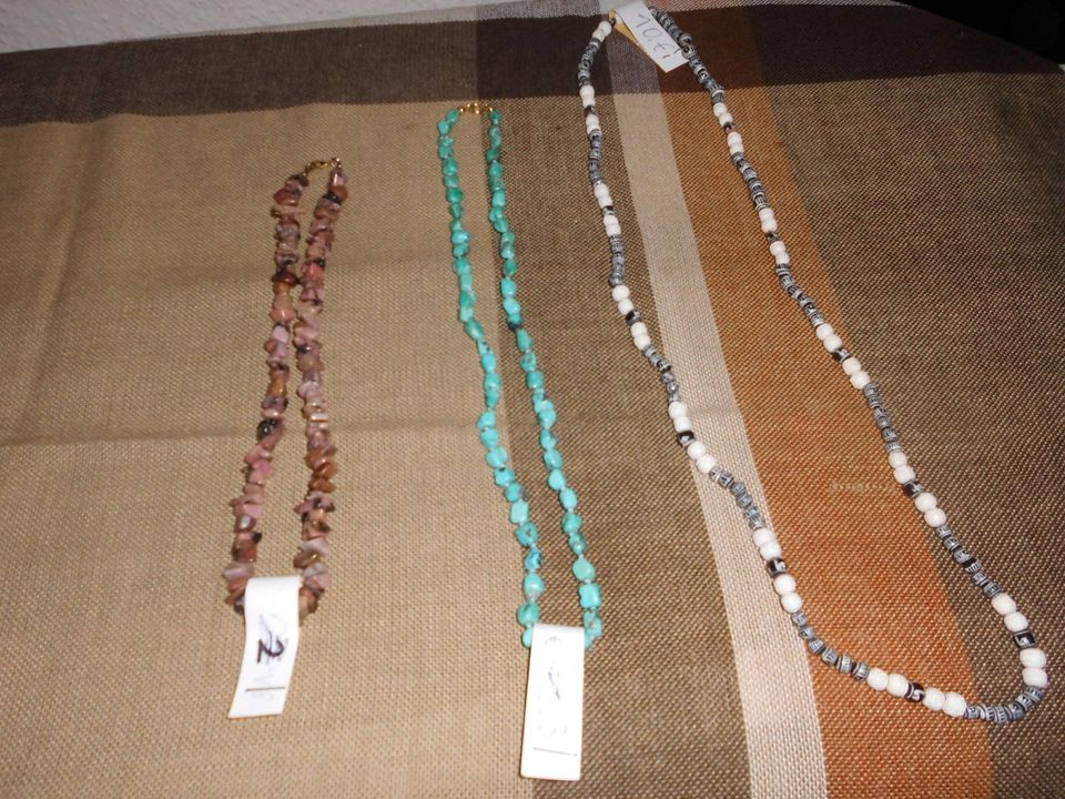 Modeschmuck-Ketten-Set, Echtsteine, Kunststeine 3Ketten in Eystrup