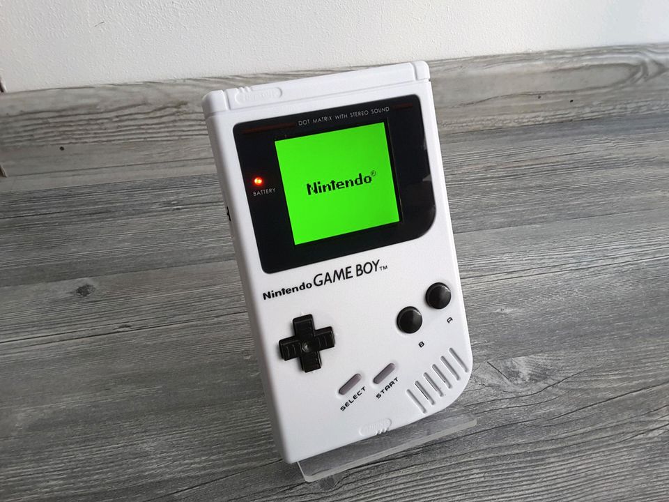 Gameboy Classic Pocket Color Advance Halter Aufsteller Ständer in Irchenrieth