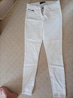 Jeans weiß neu gr 34 Nordrhein-Westfalen - Olsberg Vorschau