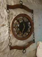 Alte rustikale Uhr aus Holz Niedersachsen - Osnabrück Vorschau