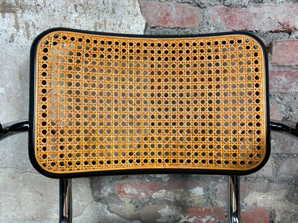 Thonet S 64 Freischwinger Stuhl Marcel Breuer I Geflecht erneuert in Wuppertal