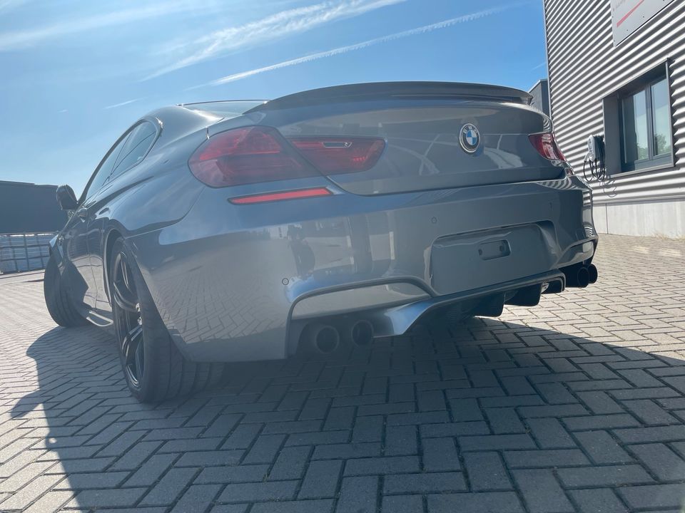 BMW M6 Competition Paket LED, HUD, Soft-Close, Wenig-KM, Brutto in Geilenkirchen