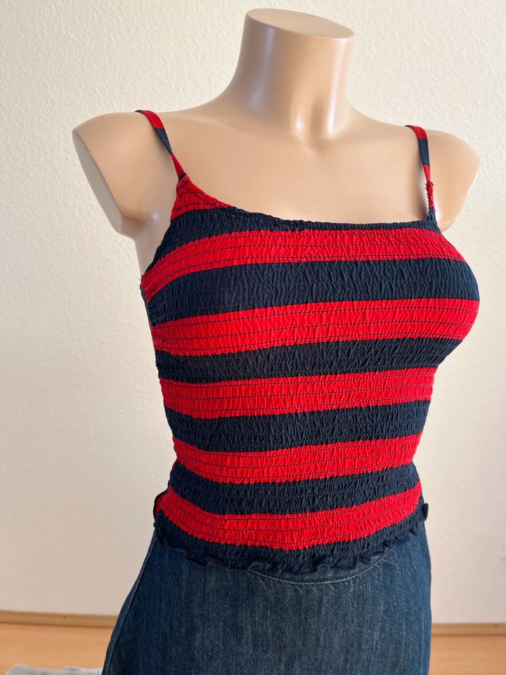 HOLLISTER CROP TOP S 36 Bauchfleisch gerippt vintage y2k retro in Aichtal