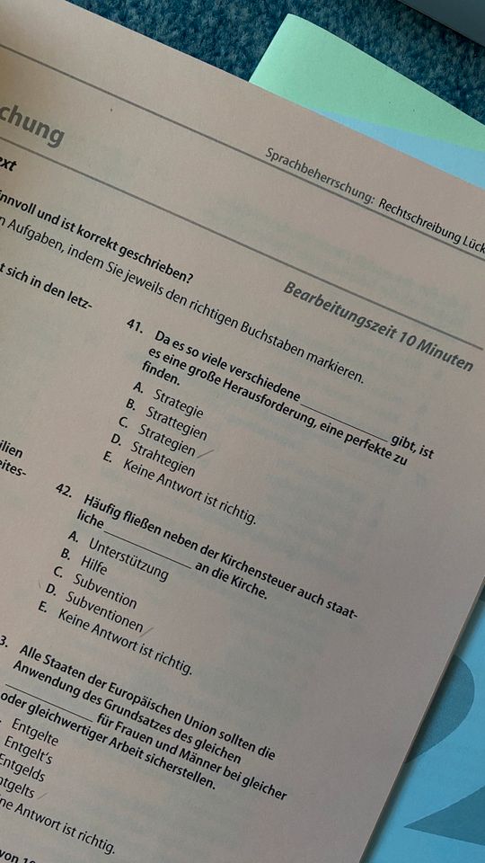 Einstellungstest Übungsbücher Test Polizei Zoll Justizvollzug in Marl