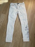 Marc Cain Jeans Cream mit Blumen- Pflanzen muster Bayern - Freilassing Vorschau