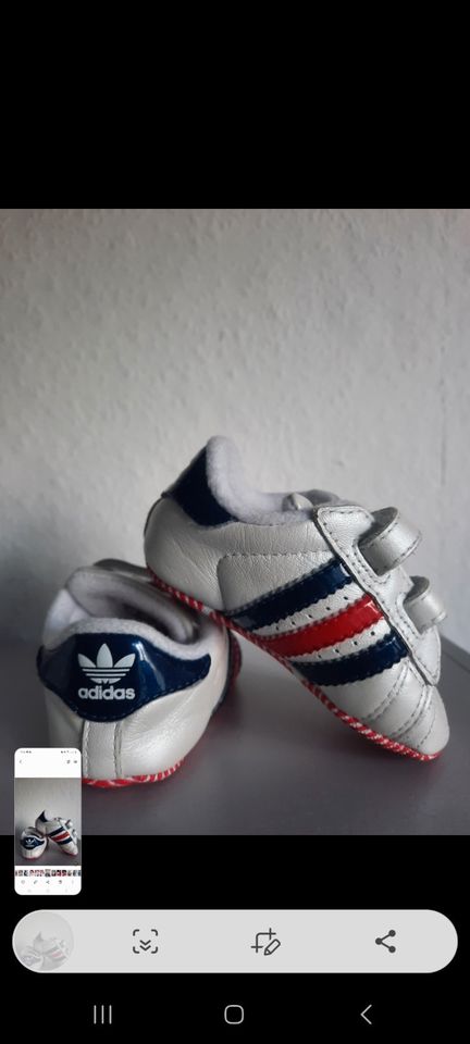 Adidas schuhe Große 18 in Bonn