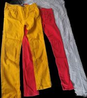 2 Tommy Hilfiger Hosen Gr. 164 + 146 - 152 rot und curry Harburg - Hamburg Heimfeld Vorschau