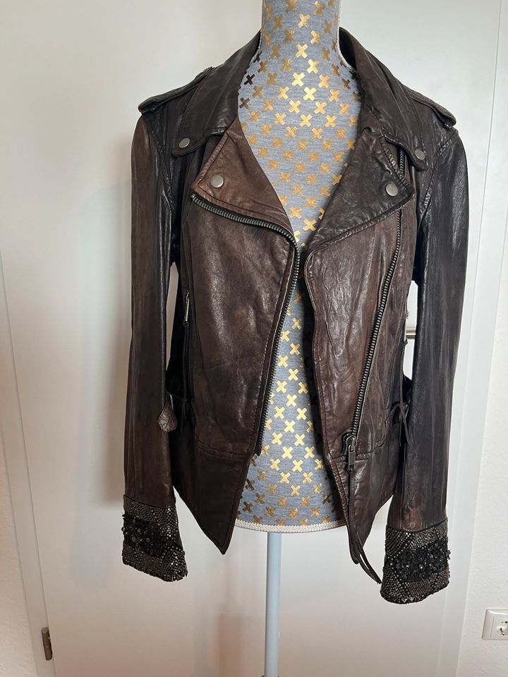 Diesel Leder Jacke mit Nieten im Biker Style in Korschenbroich