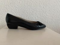 YSL YVES SAINT LAURENT Pumps Gr. 39,5 schwarz Vintage Köln - Ehrenfeld Vorschau