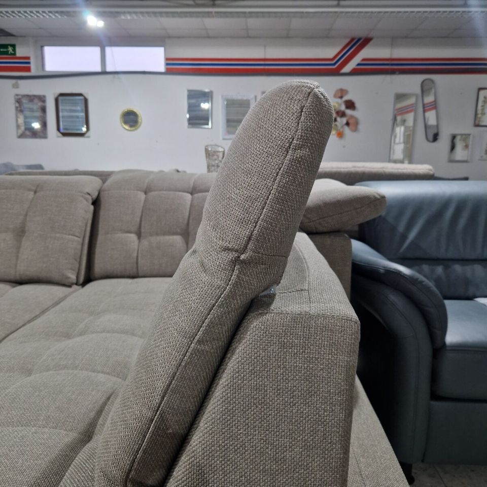 Wohnlandschaft XXL Sofa Polstermöbel Polstergarnitur Sofa Couch in Beelen