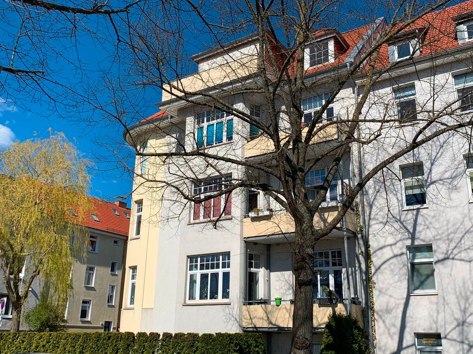 *** Mehrfamilienhaus im Herzen des begehrten Bahnhofsviertels von Rostock  *** in Rostock