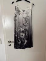 ⭐️Kleid kurz Gr. 36 H&M⭐️ Hessen - Schöneck Vorschau