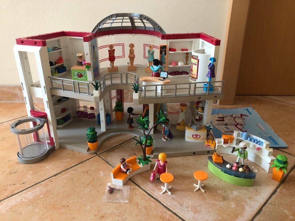 Playmobil City Life Shopping Center 5486 in Riedstadt
