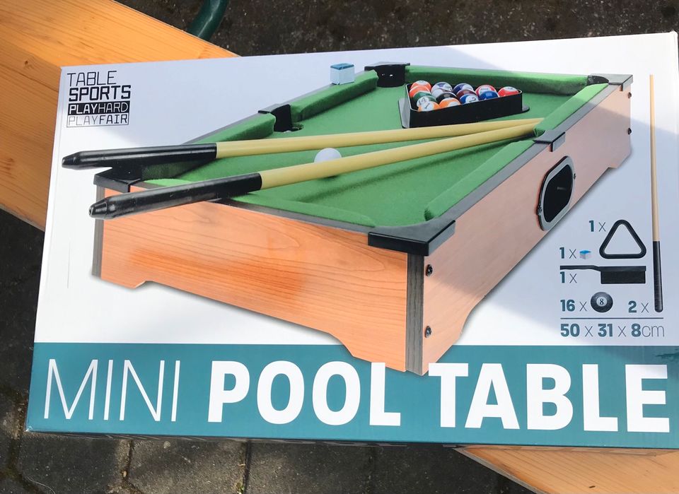 Tisch  Pool/ Billard  Spiel  „Neu“ in Grettstadt