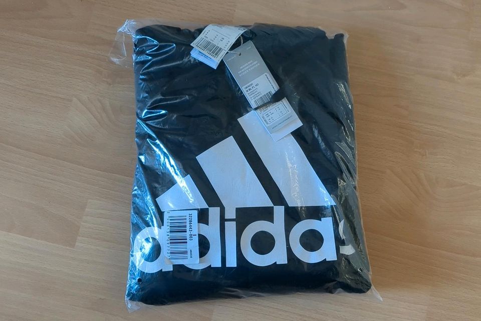 Adidas Hoodie Herren schwarz M in Neusäß