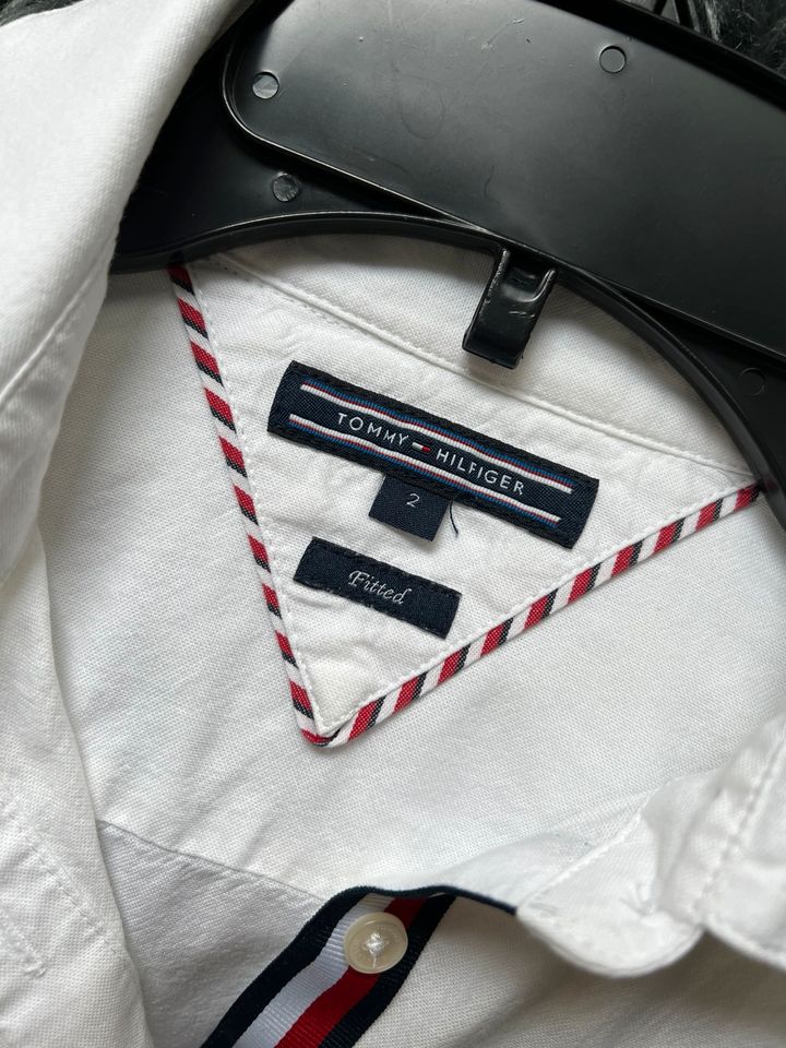 Weißes Hemd Tommy Hilfiger XS neu in Sankt Augustin