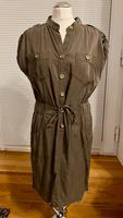 Hallhuber: Kleid in Khaki Grün Gold Gr. 38 guter Zustand Köln - Bayenthal Vorschau