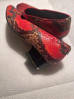 Pumps aus Leder von ARA, Gr. 38,5, einmal getragen z. Hochzeit Stuttgart - Vaihingen Vorschau