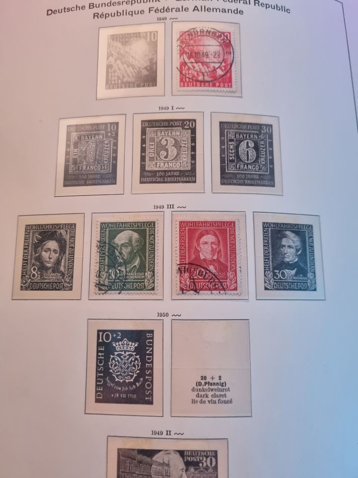 Briefmarkensammlung, sortiert, inklusive Zubehör in Hamburg