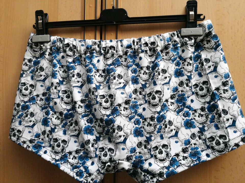 Boxershorts Herren Gr. L mit Totenköpfen  Jersey in Haldensleben