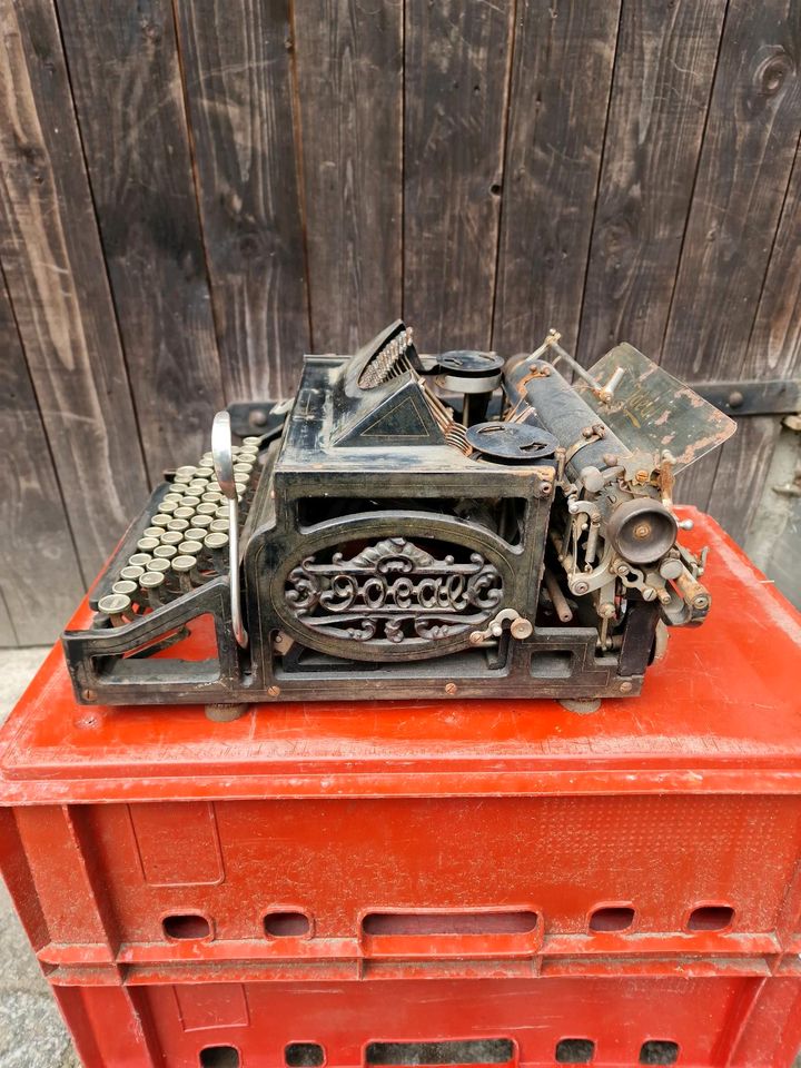 Schreibmaschine Ideal in Rehfelde