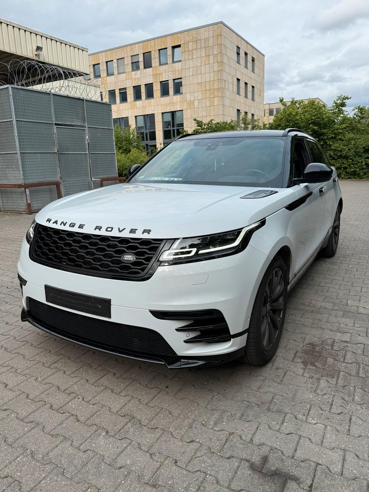 Abbildung des Autos Range Rover velar R Dyna…