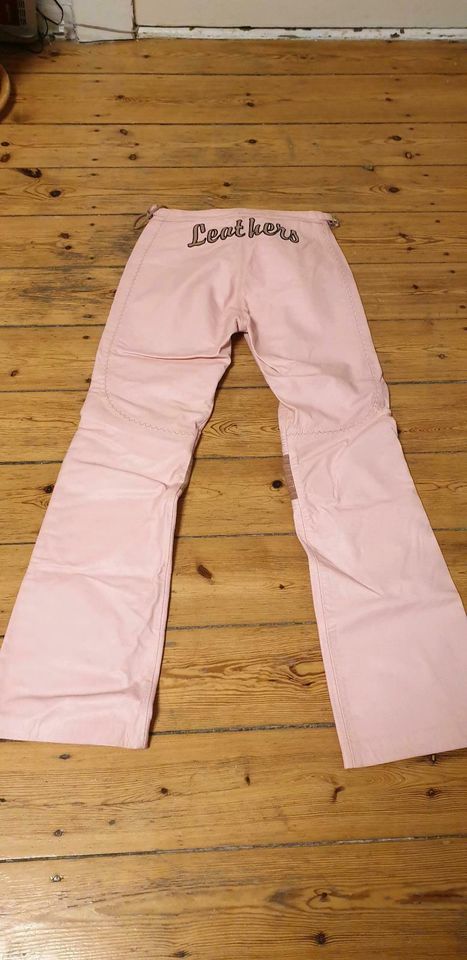 Icon Motorrad Lederhose Damen rosa in Berlin