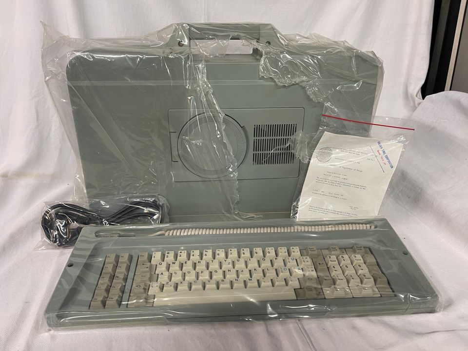 Portable PC Gehäuse BOX-16 NOS in Mechernich