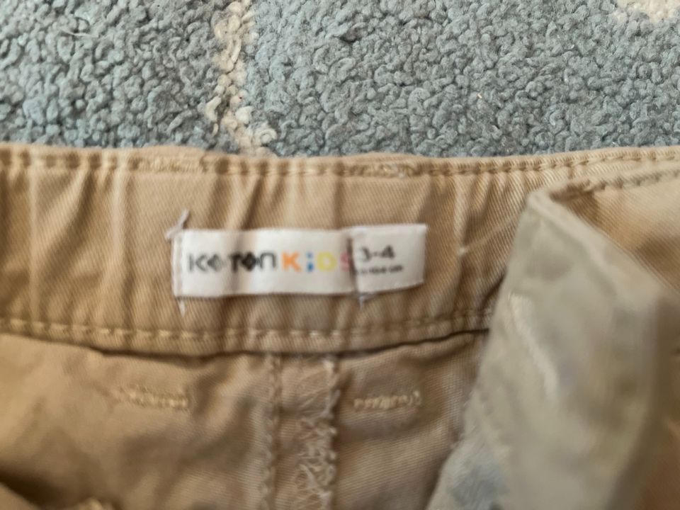 Short 3x 104 H&M Koton Zara beige grün blau Hosen kurz in Hamburg