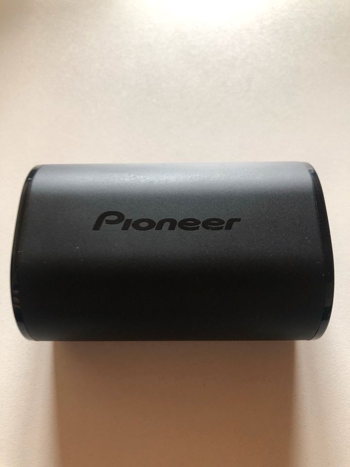 PIONEER IN EAR Bluetooth Kopfhörer in Solingen