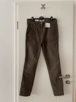 NEUE Brax Jeans Hose Stiefelhose Gr. 38 Nordrhein-Westfalen - Mülheim (Ruhr) Vorschau